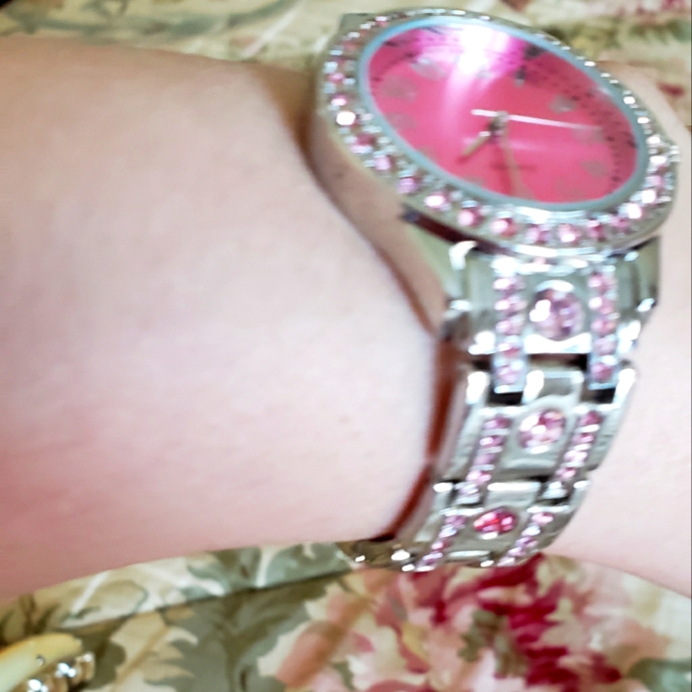 Stunning Quartz Girls Wrist Watch with Gems